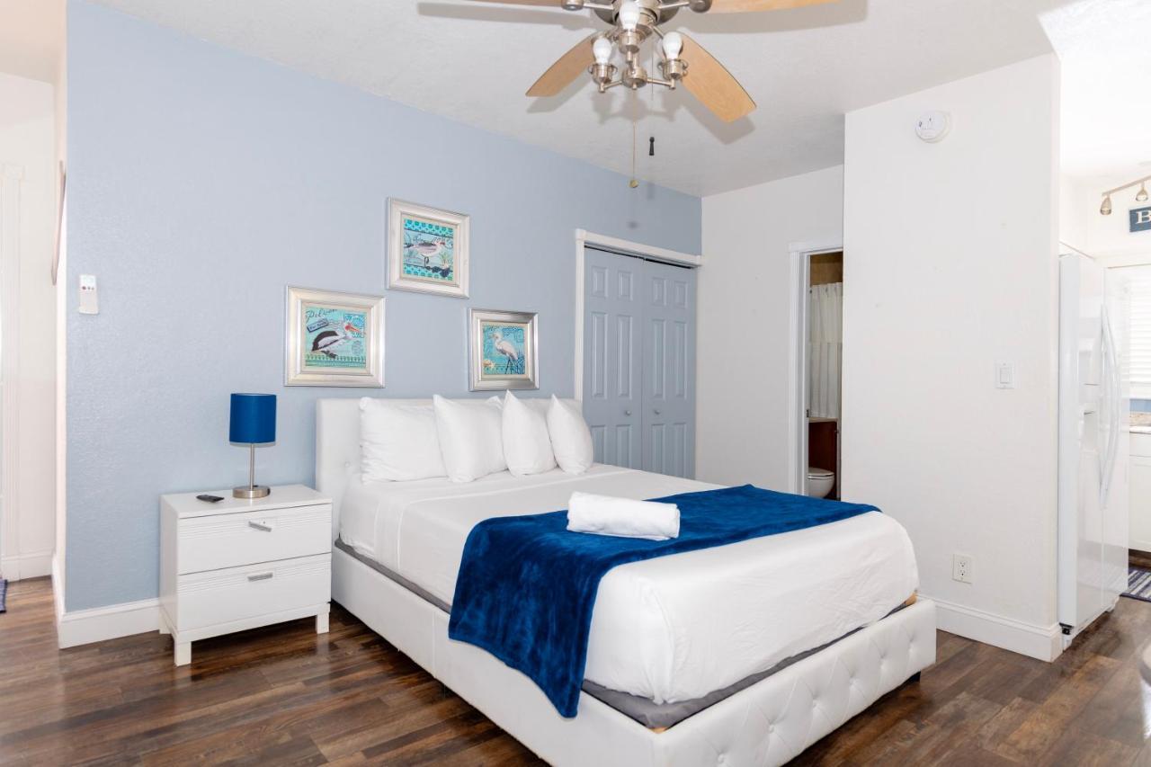 Tropic Isle Boutique Hotel Hollywood Exterior photo