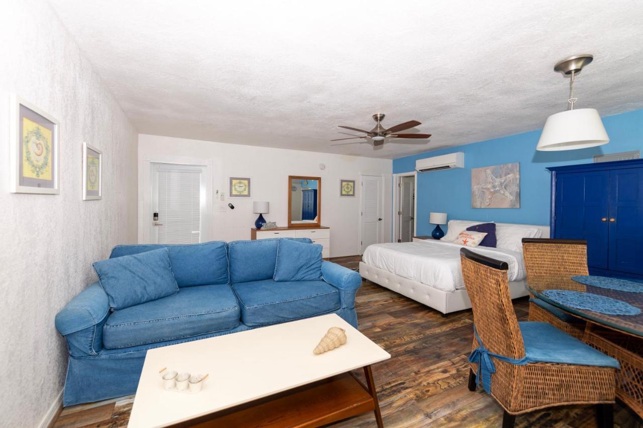 Tropic Isle Boutique Hotel Hollywood Exterior photo