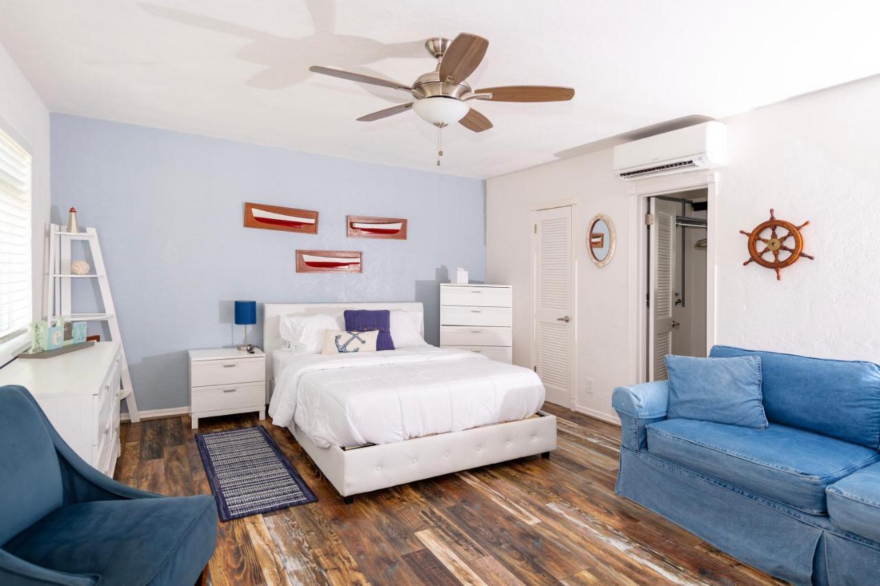 Tropic Isle Boutique Hotel Hollywood Exterior photo