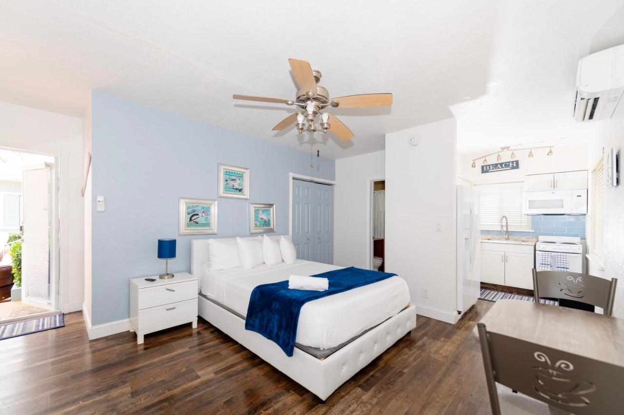 Tropic Isle Boutique Hotel Hollywood Exterior photo